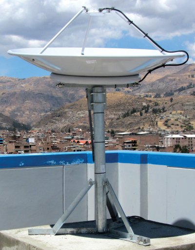 Dartcom GOES HRIT antenna installed at the University of Huaraz in Peru