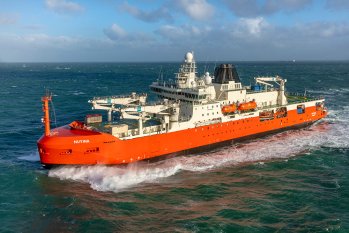 RSV Nuyina (Flying Focus BV/Australian Antarctic Division)