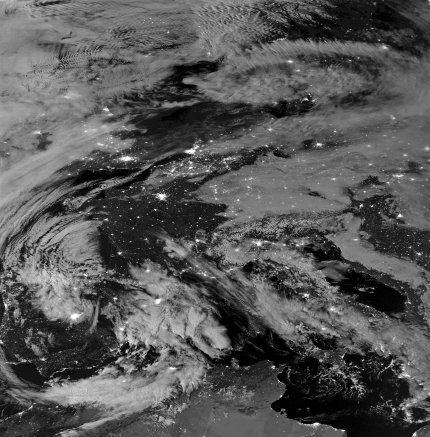 Suomi-NPP VIIRS 750m resolution day-night band reprojected night-time image showing the effect of lunar illumination and artificial lighting in urban areas over Europe and northern Africa